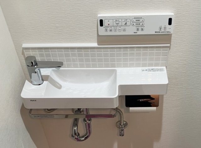 スタイリッシュなオールインワン手洗器イメージ